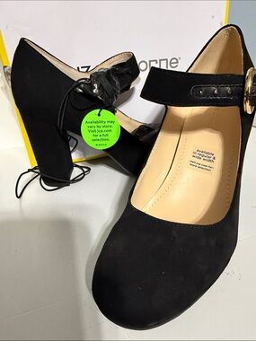 Liz Claiborne Black Suede Mary Jane Heels